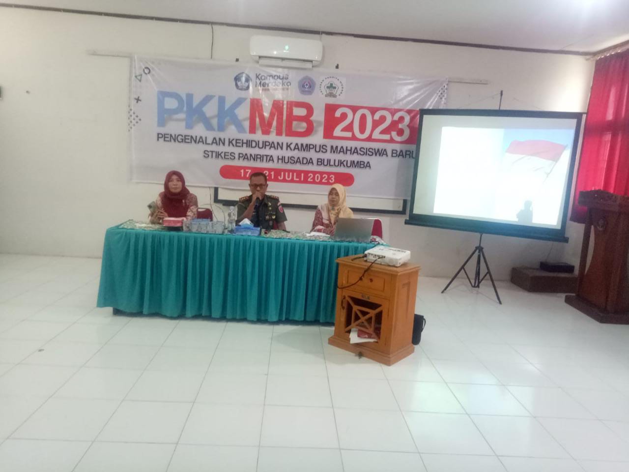 Letkol Inf Kaharuddin Dj S Pd M Tr Han Berikan Materi Bela Negara